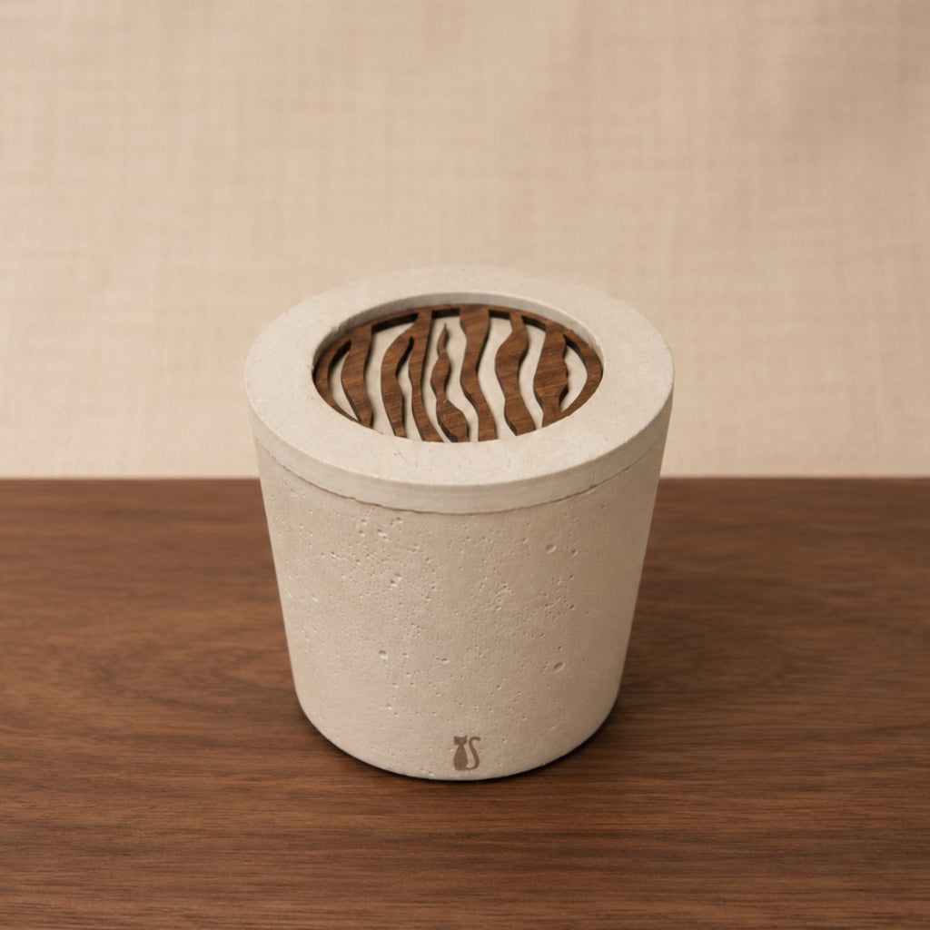 Pure Déco — Béton & Noyer · Ondé
