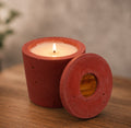 Bougie béton brique terracotta artisanale rechargeable — Parfums de Grasse | Grain de Béton