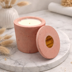 Bougie béton rose — ambiance décoration intérieure cosy Grain de Béton