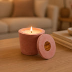 Bougie béton rose artisanale rechargeable — Parfums de Grasse | Grain de Béton